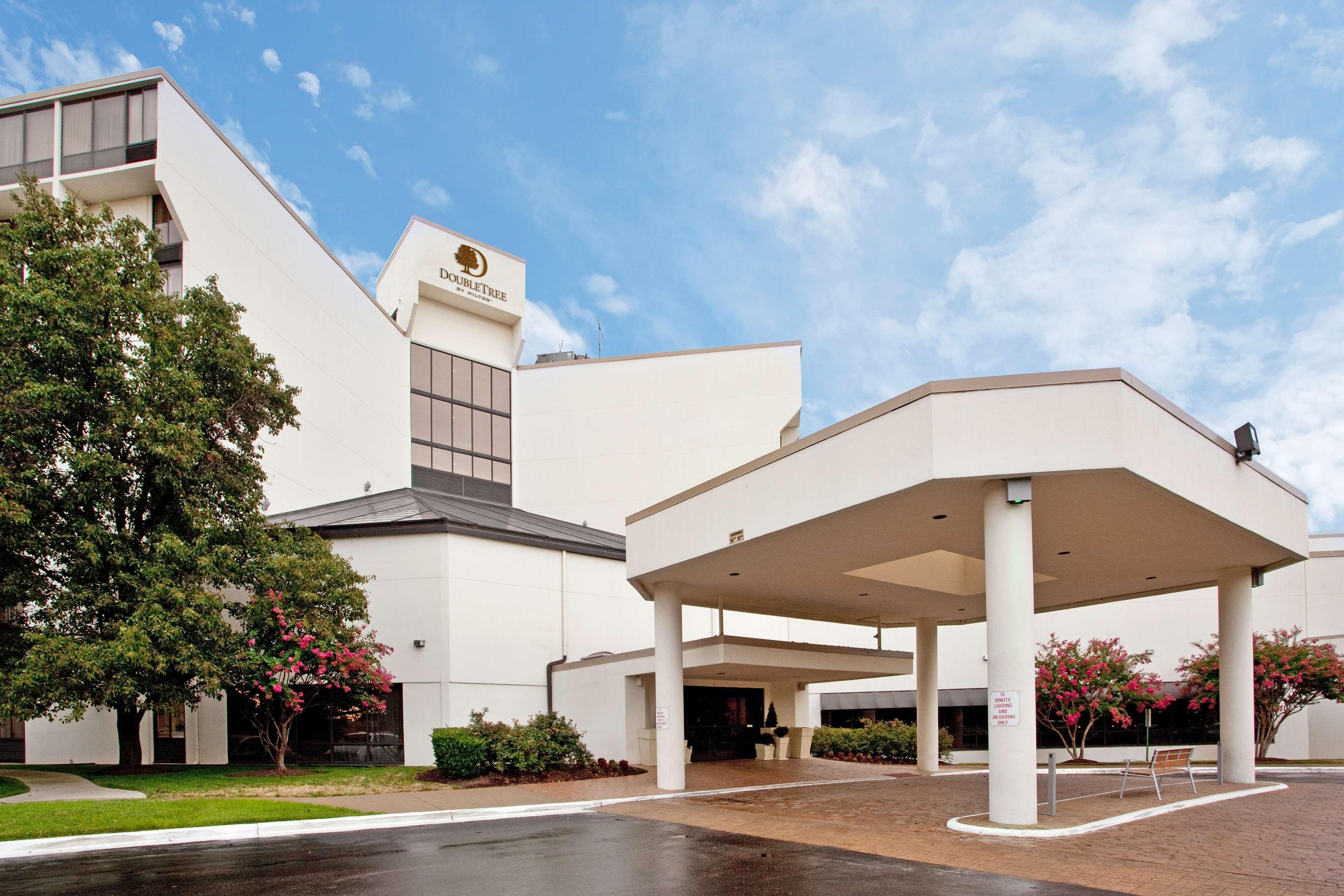 Doubletree By Hilton Richmond - Midlothian Hotel Екстериор снимка