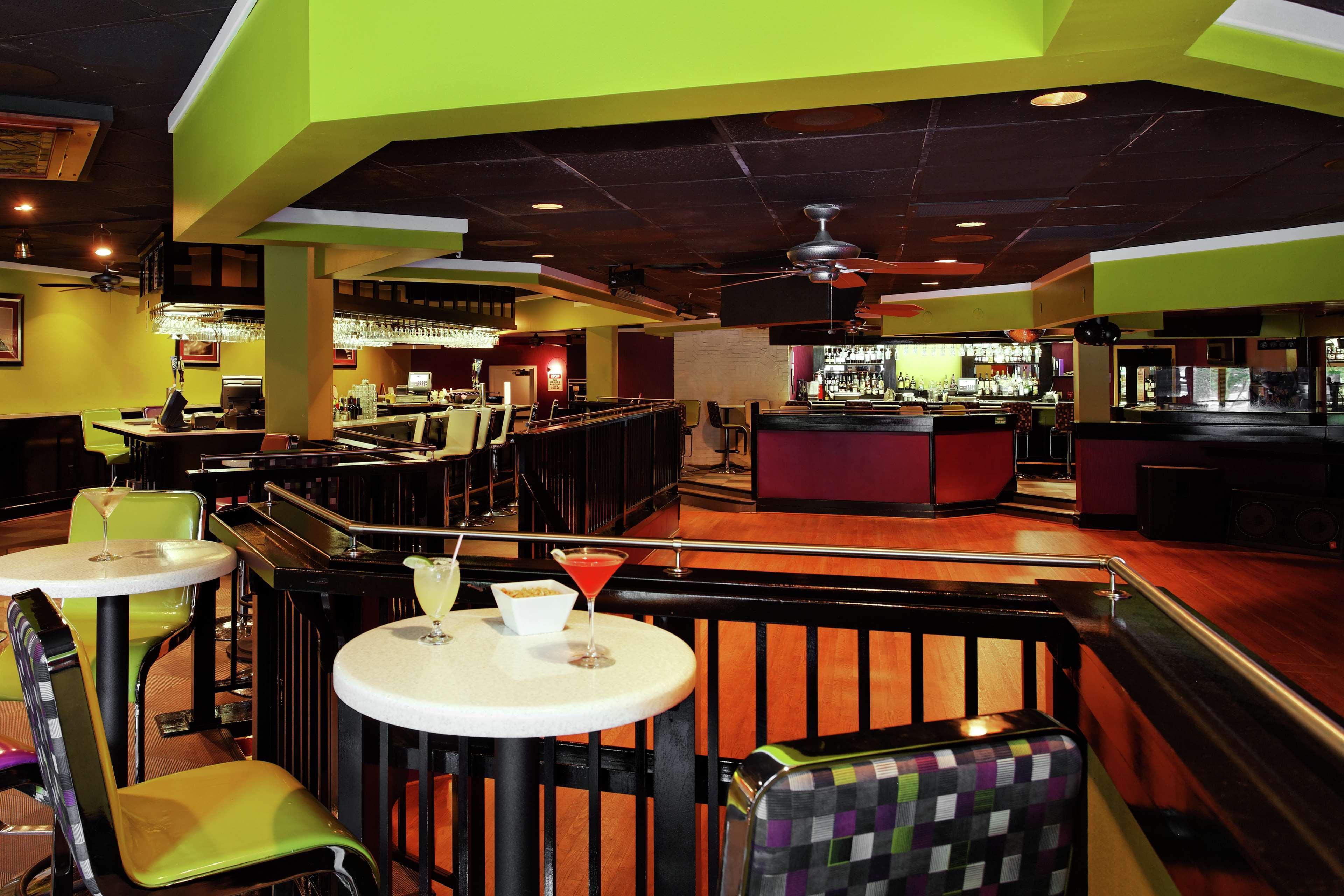 Doubletree By Hilton Richmond - Midlothian Hotel Екстериор снимка