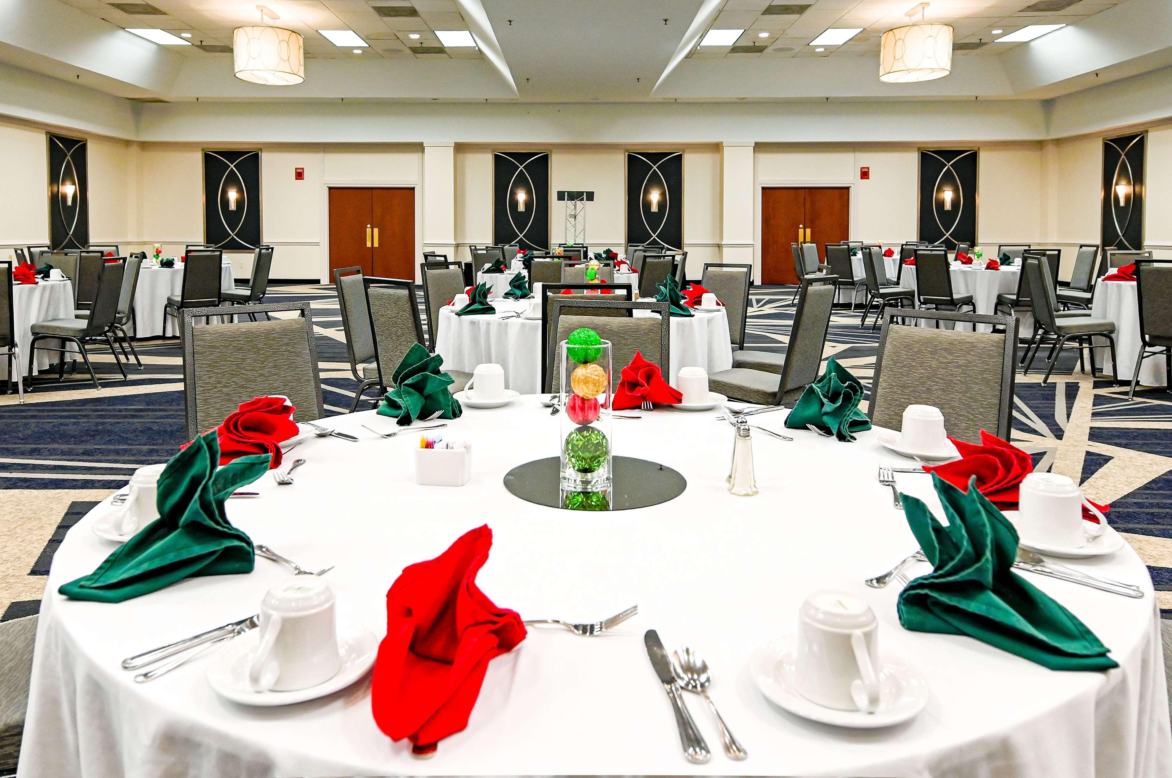 Doubletree By Hilton Richmond - Midlothian Hotel Екстериор снимка