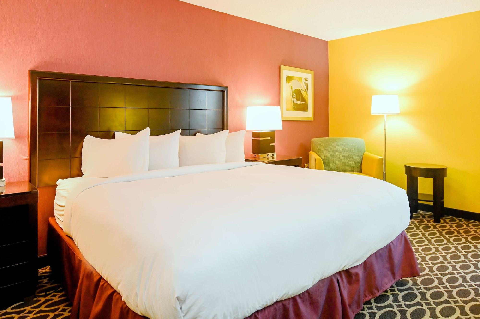 Doubletree By Hilton Richmond - Midlothian Hotel Екстериор снимка