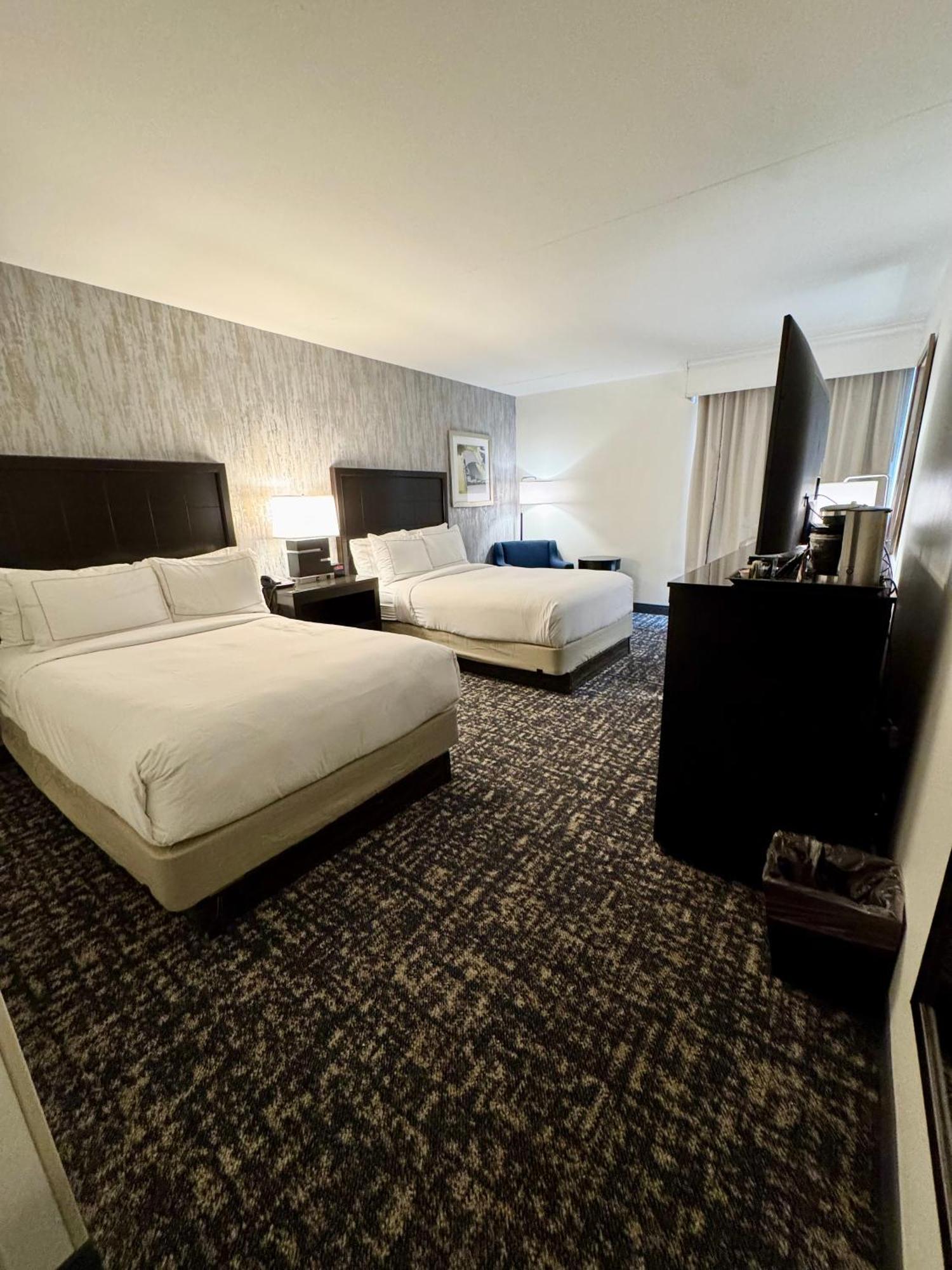 Doubletree By Hilton Richmond - Midlothian Hotel Екстериор снимка